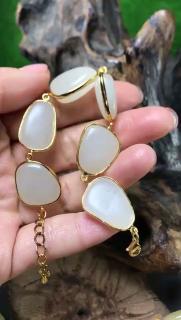 和田玉手串,美女的最爱